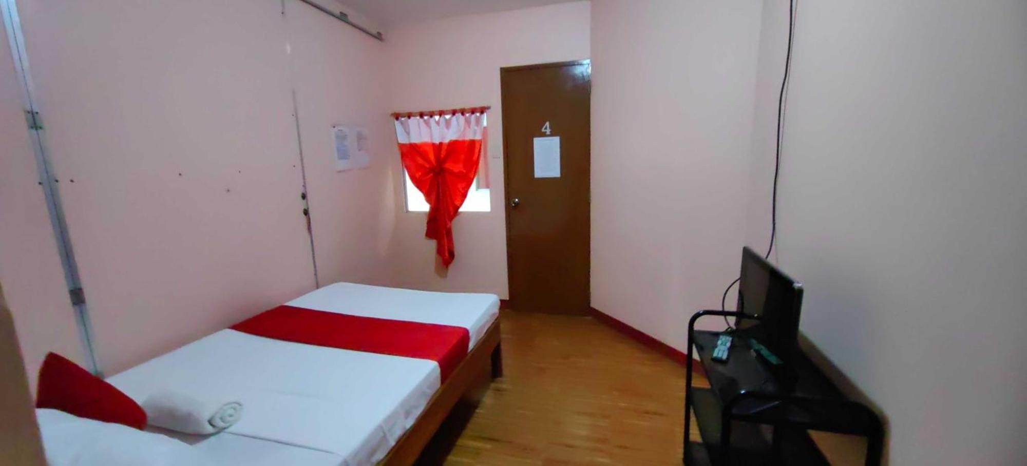 Oyo 1038 William Hearts Pension Puerto Princesa ภายนอก รูปภาพ