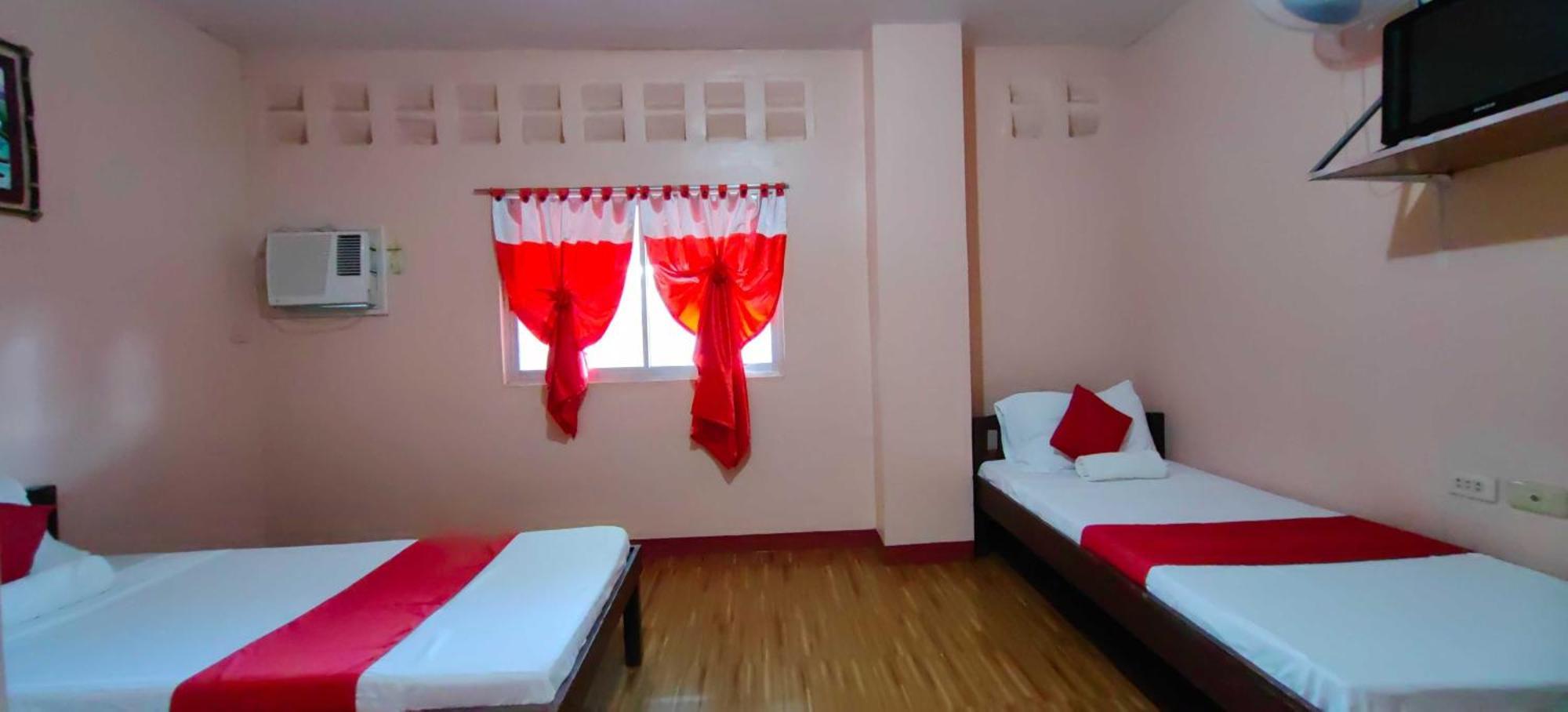 Oyo 1038 William Hearts Pension Puerto Princesa ภายนอก รูปภาพ
