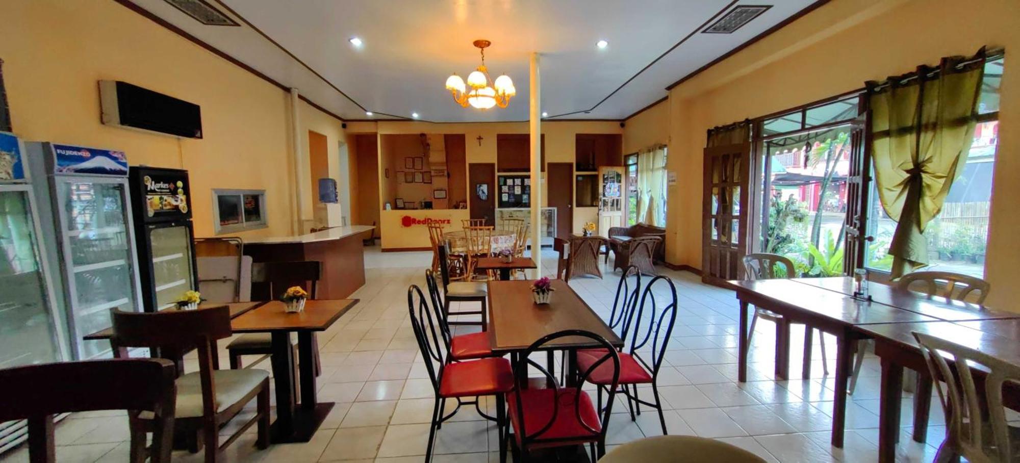 Oyo 1038 William Hearts Pension Puerto Princesa ภายนอก รูปภาพ